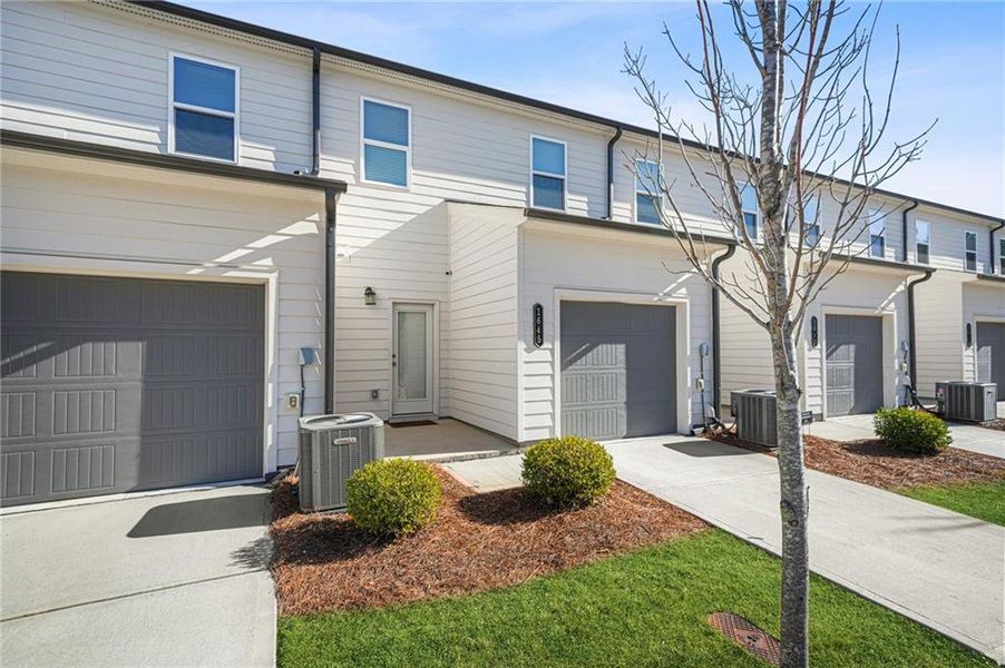 Exterior details and patio area of a home in , Atlanta (Image 3).