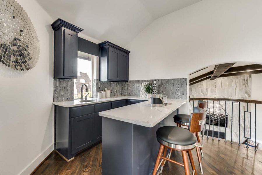 Representative furnished interior of a home built from the Grand Avery II by Grand Homes in Park Place, Prosper (Image 23). Representative furnished interior of a home built from the Grand Avery II by Grand Homes in Park Place, Prosper (Image 23).