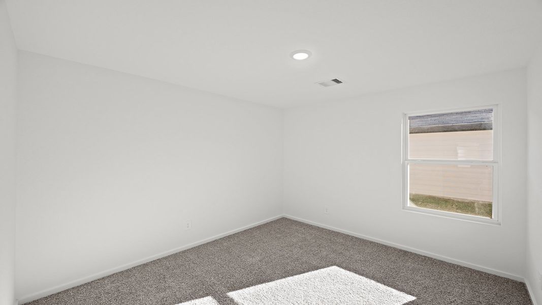 Spacious, unfurnished interior of a new home in Westward Pointe, Sealy (Image 10).