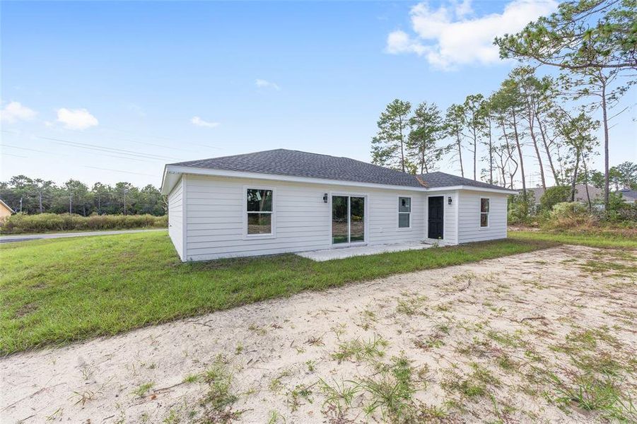 Exterior details and patio area of a home in , Ocala (Image 27).