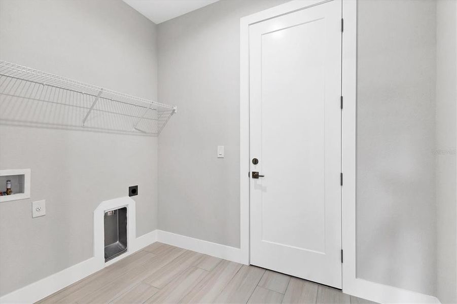 Spacious, unfurnished interior of a new home in , Port Charlotte (Image 15). Spacious, unfurnished interior of a new home in , Port Charlotte (Image 15).