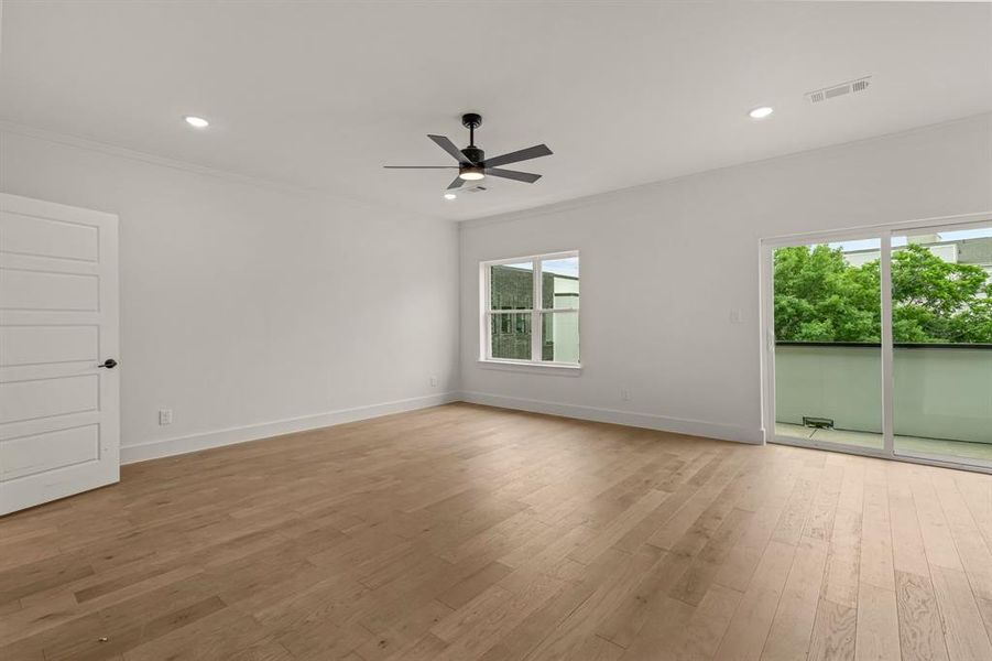 Spacious, unfurnished interior of a new home in , Fort Worth (Image 21).