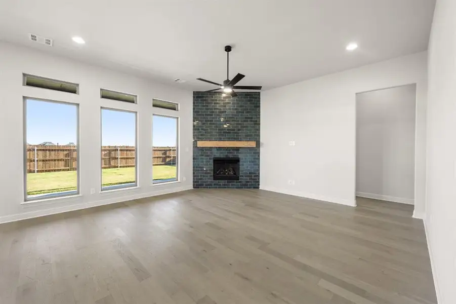 Spacious, unfurnished interior of a new home in Somerset - Phase 5, Mansfield (Image 9). Spacious, unfurnished interior of a new home in Somerset - Phase 5, Mansfield (Image 9).