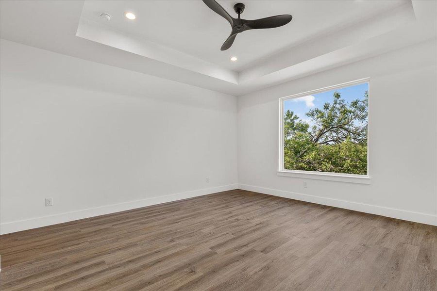Spacious, unfurnished interior of a new home in , Bastrop (Image 29).