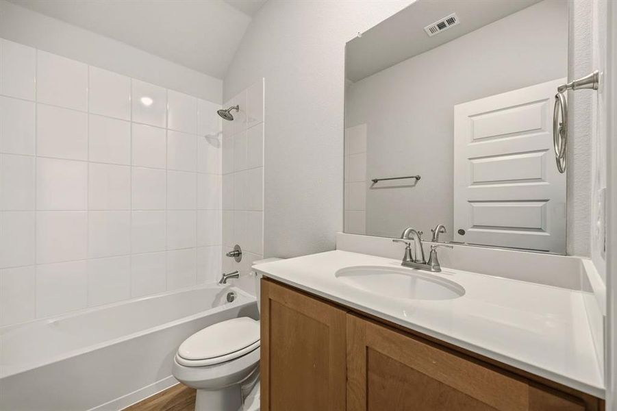 25-web-or-mls-547-frst-hvn-dr 25-web-or-mls-547-frst-hvn-dr