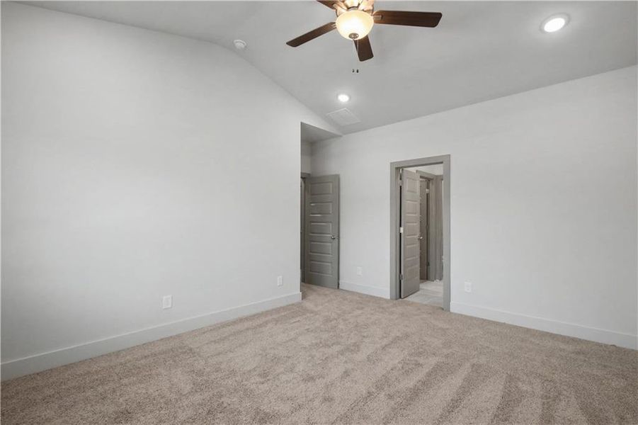 Spacious, unfurnished interior of a new home in , Norcross (Image 17).