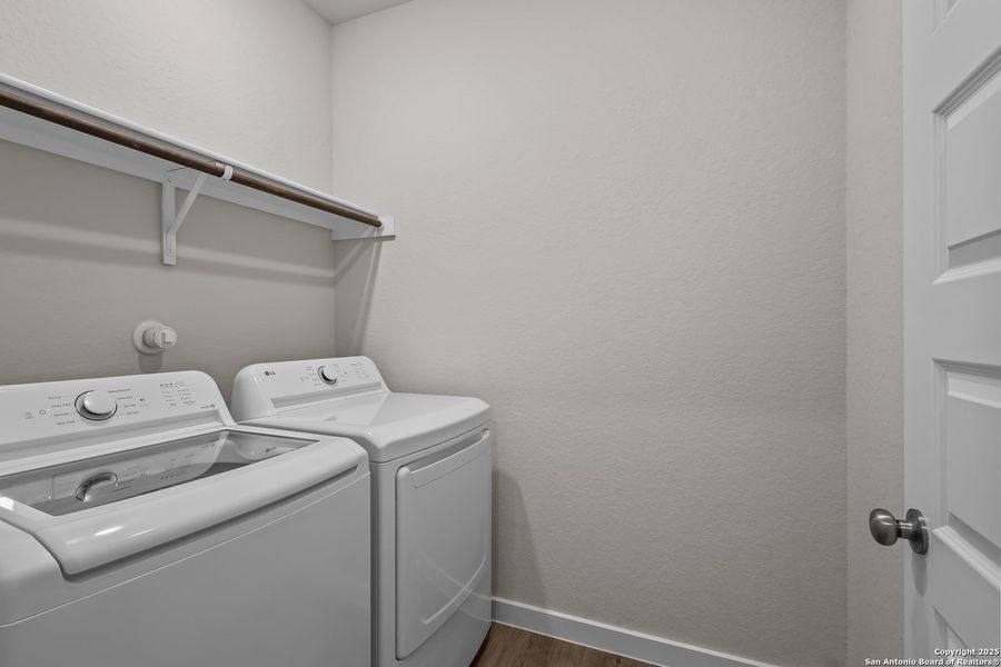 Close-up of interior finishes inside a home in Applewhite Meadows, San Antonio (Image 14). Close-up of interior finishes inside a home in Applewhite Meadows, San Antonio (Image 14).