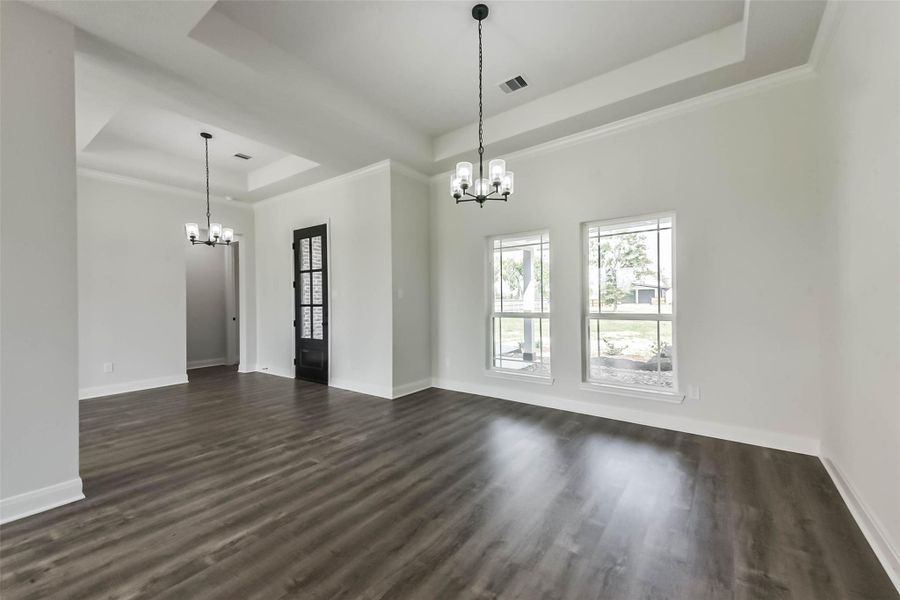 Spacious, unfurnished interior of a new home in , Baytown (Image 21).