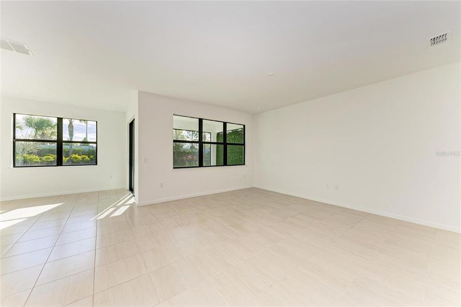 Spacious, unfurnished interior of a new home in , Bradenton (Image 24). Spacious, unfurnished interior of a new home in , Bradenton (Image 24).