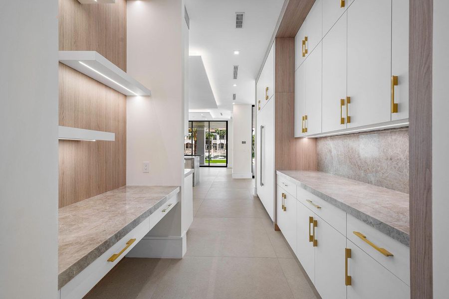 191_Coconut_Palm_Road_19