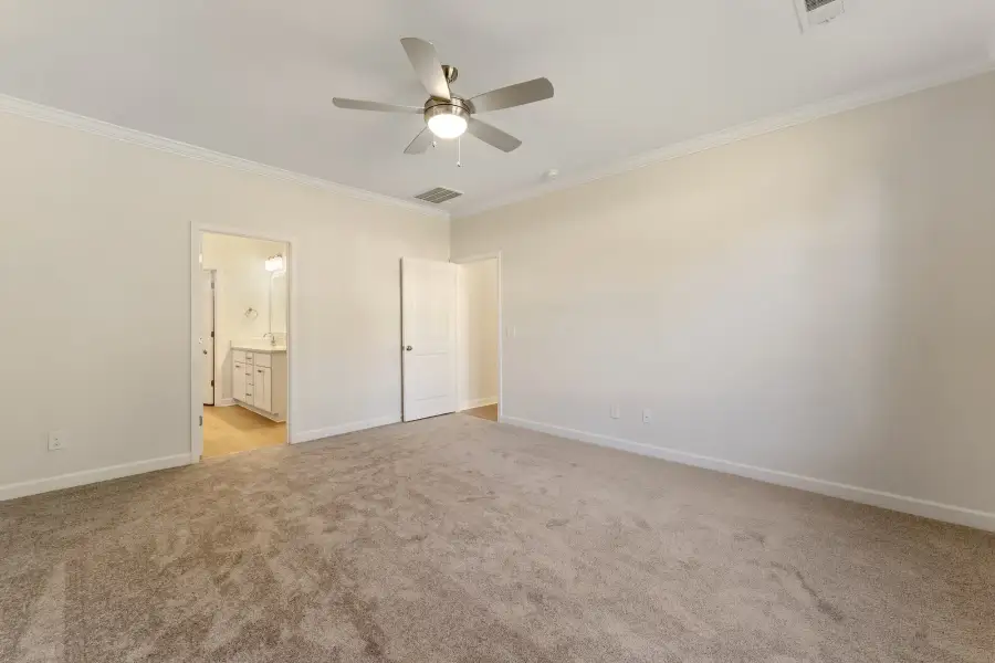 Spacious, unfurnished interior of a new home in Ridgecrest at Midway, Anderson (Image 17).