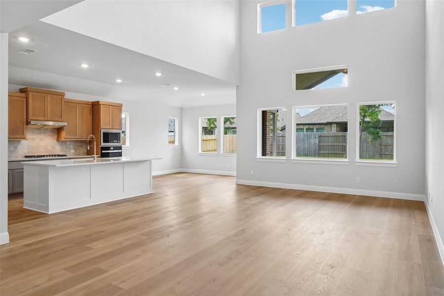 Spacious, unfurnished interior of a new home in Evergreen 55', Conroe (Image 31). Spacious, unfurnished interior of a new home in Evergreen 55', Conroe (Image 31).