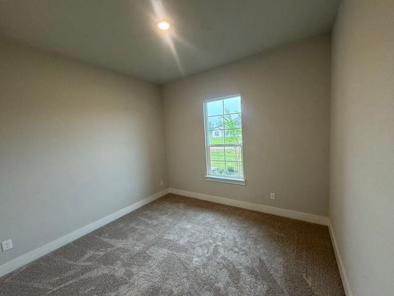 Spacious, unfurnished interior of a new home in , Van Alstyne (Image 14).