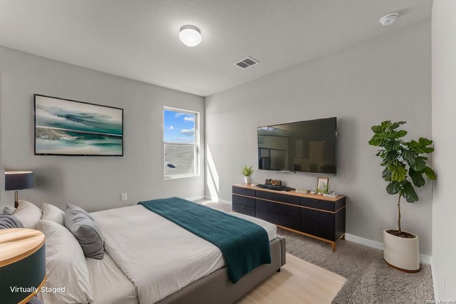 Furnished interior view inside a new home in Agave, San Antonio (Image 6).