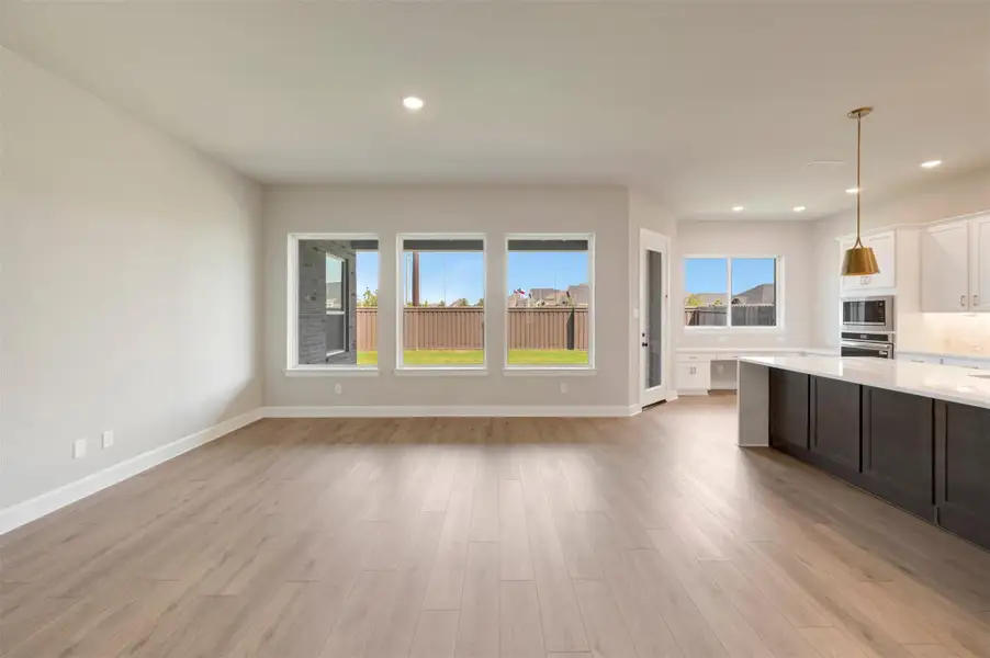 Spacious, unfurnished interior of a new home in Brookewater - Ascent Collection, Rosenberg (Image 18).