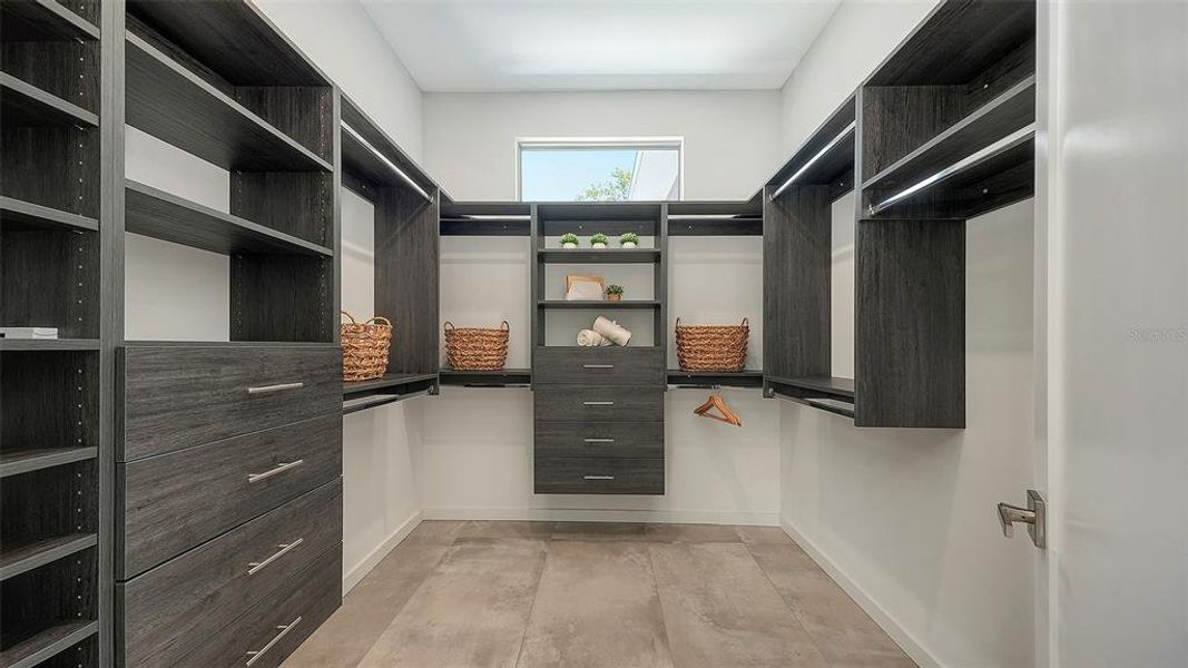 Furnished interior view inside a new home in , Sarasota (Image 54).