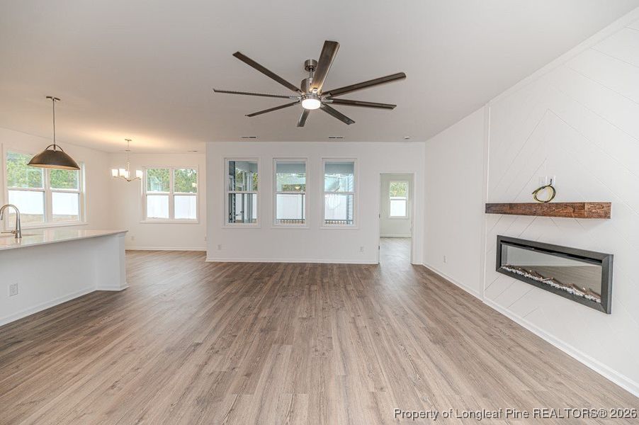 Spacious, unfurnished interior of a new home in Coventry Woods, Fayetteville (Image 10).