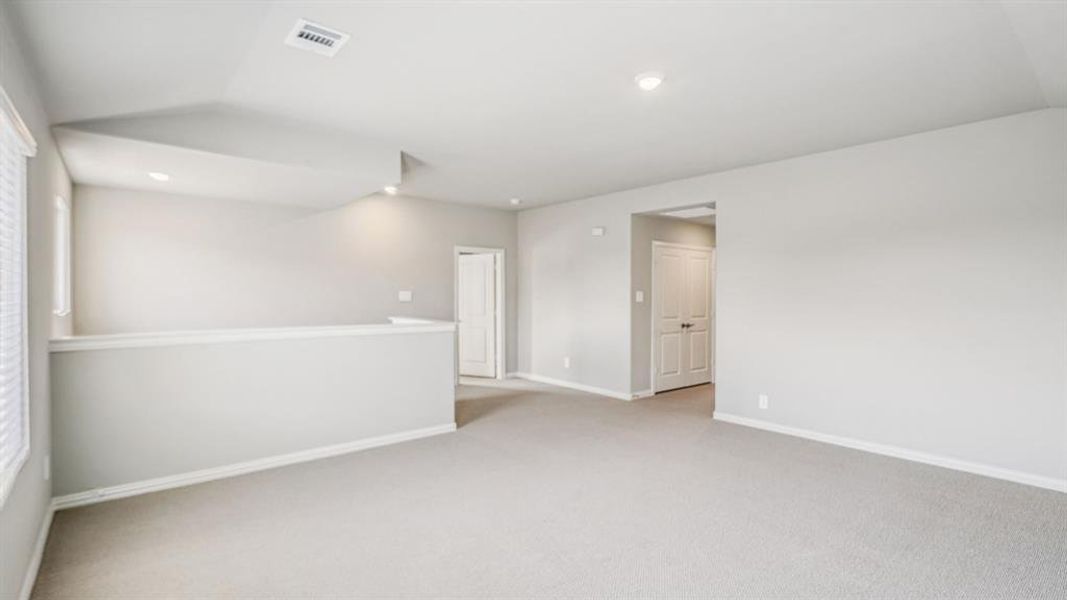 Spacious, unfurnished interior of a new home in Windmore, Princeton (Image 28). Spacious, unfurnished interior of a new home in Windmore, Princeton (Image 28).