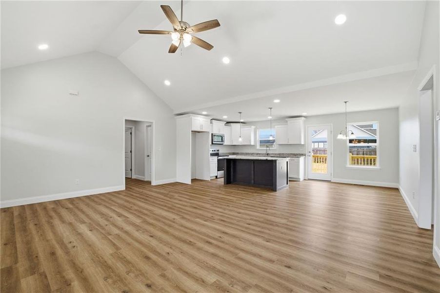 Spacious, unfurnished interior of a new home in , Eton (Image 22).