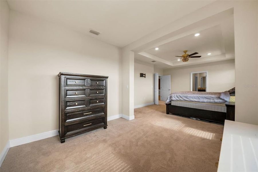 Furnished interior view inside a new home in Mangrove Manor, Apollo Beach (Image 47). Furnished interior view inside a new home in Mangrove Manor, Apollo Beach (Image 47).