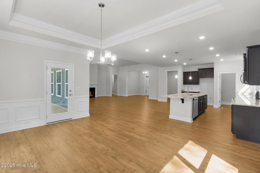 Spacious, unfurnished interior of a new home in Fairfield Harbour, New Bern (Image 17).