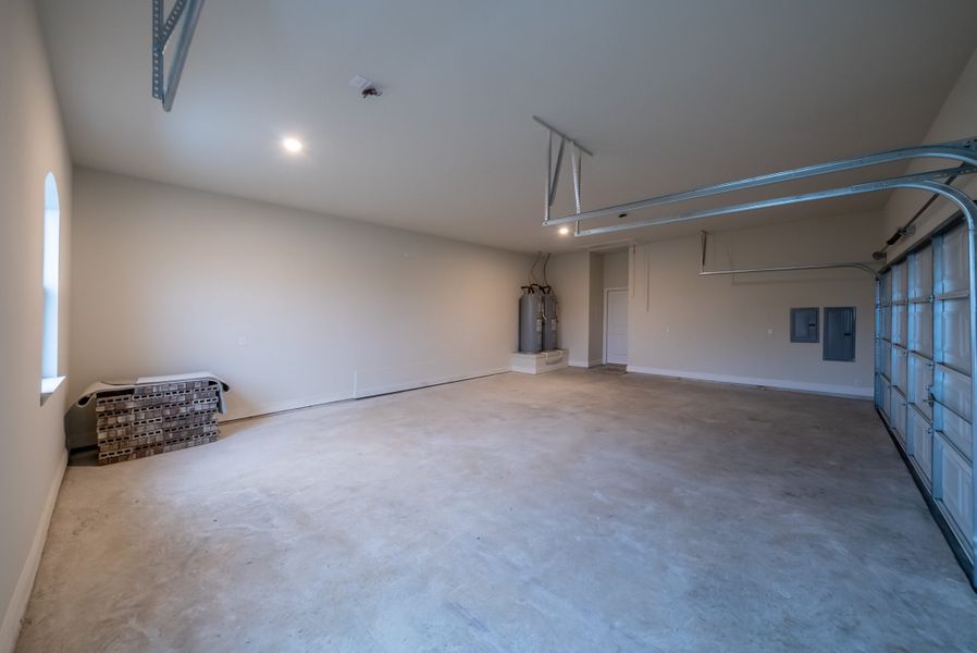 Representative unfurnished interior of a home built from the Jude by Robbie Hale Homes in High Meadows Estates, Nevada (Image 21).