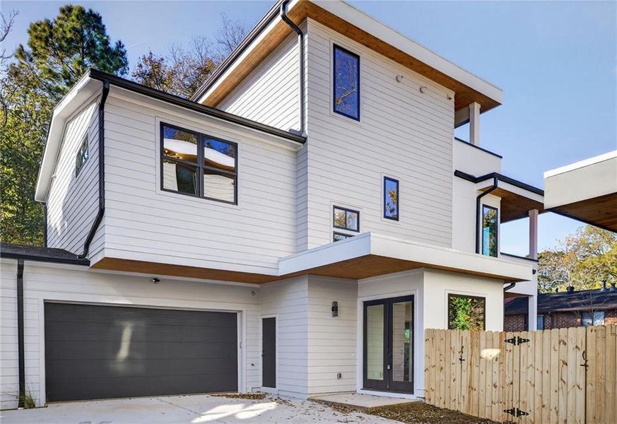 Exterior details and patio area of a home in , Atlanta (Image 28).