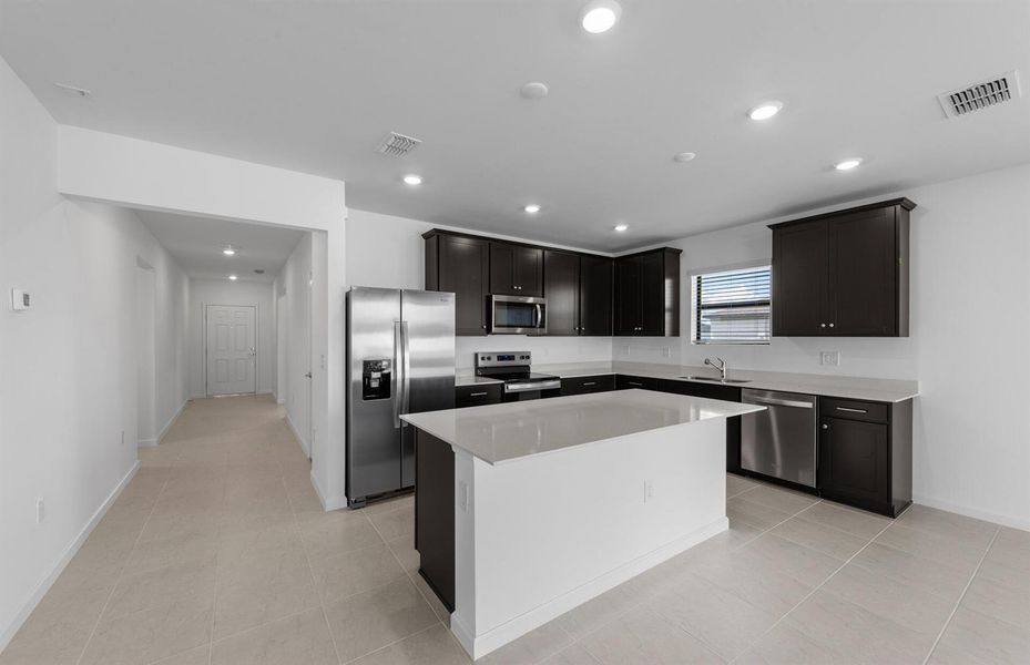 SWFL_CX_CAL_09600_Hanover_Kitchen 6