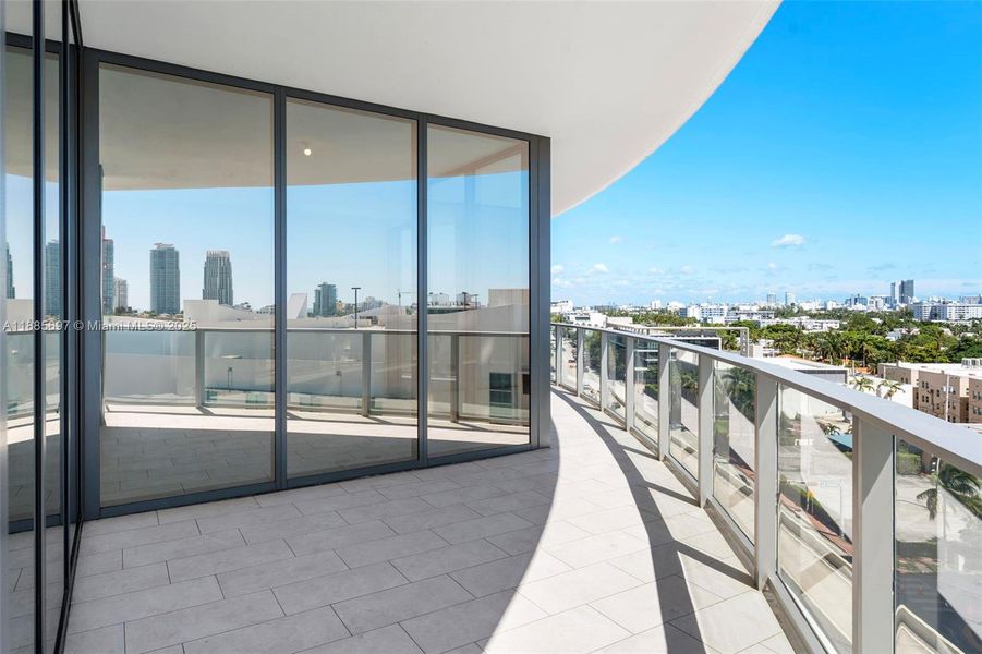 Exterior details and patio area of a home in Five Park, Miami Beach (Image 2). Exterior details and patio area of a home in Five Park, Miami Beach (Image 2).