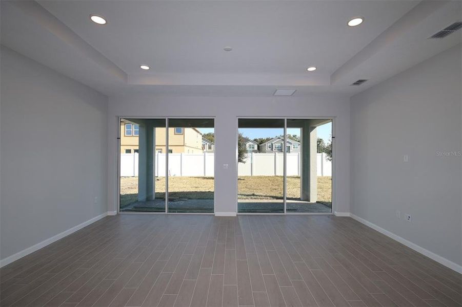 Spacious, unfurnished interior of a new home in Estates at Rivercrest, Sanford (Image 7).