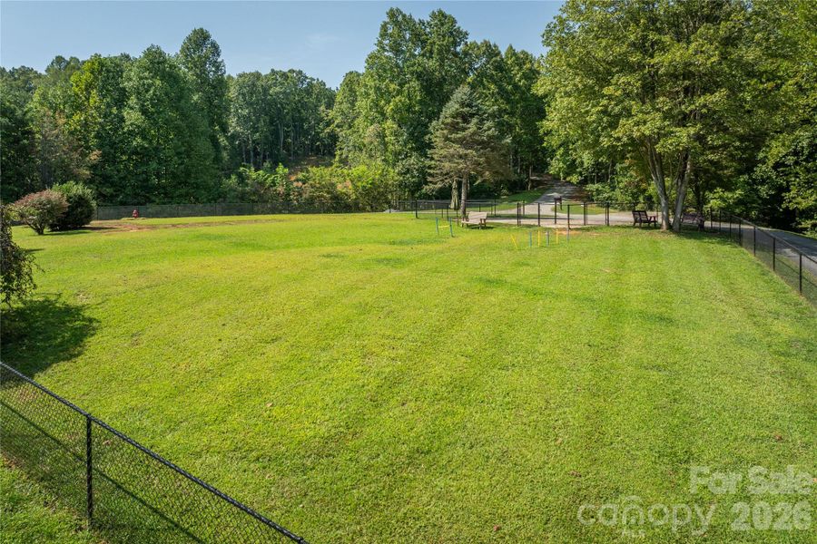 Natural landscape and outdoor views near in Lenoir (Image 29). Natural landscape and outdoor views near in Lenoir (Image 29).