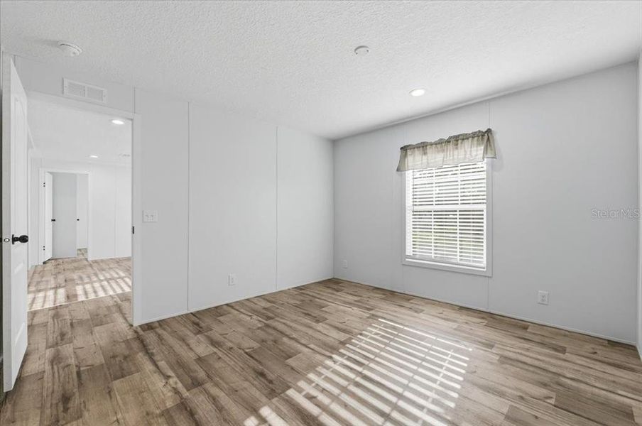 Spacious, unfurnished interior of a new home in , Port Richey (Image 29).