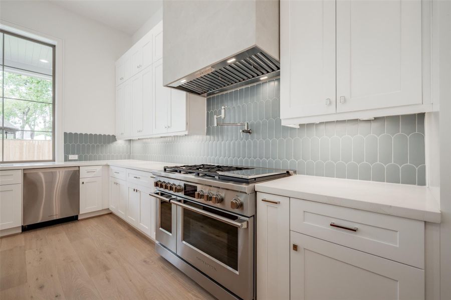 Estimated Completion date 6/1/2026 * Construction as of 11/17. * Customization options available during construction ONLY * THIS IS AN ACTIVE CONSTRUCTION SITE, BUYERS MUST REQUEST APPOINTMENT TO BE ON PREMISE AT ALL TIMES. All information should be independently verified. Plans are subject to change without notification.