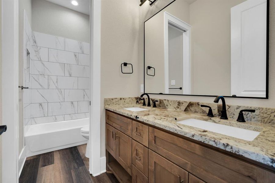 Furnished interior view inside a new home in , Waxahachie (Image 14). Furnished interior view inside a new home in , Waxahachie (Image 14).