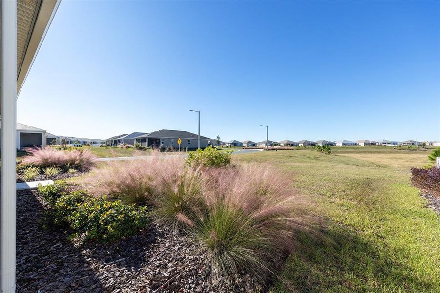 Exterior details and patio area of a home in , Ocala (Image 4).
