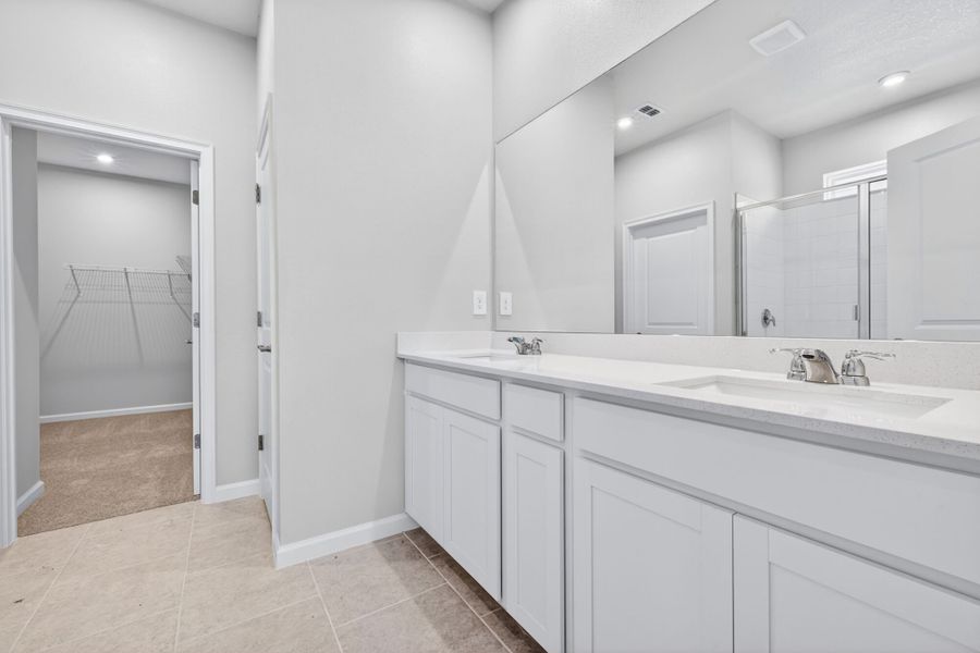 Furnished interior view inside a new home in Crosswind Ranch, Parrish (Image 6).