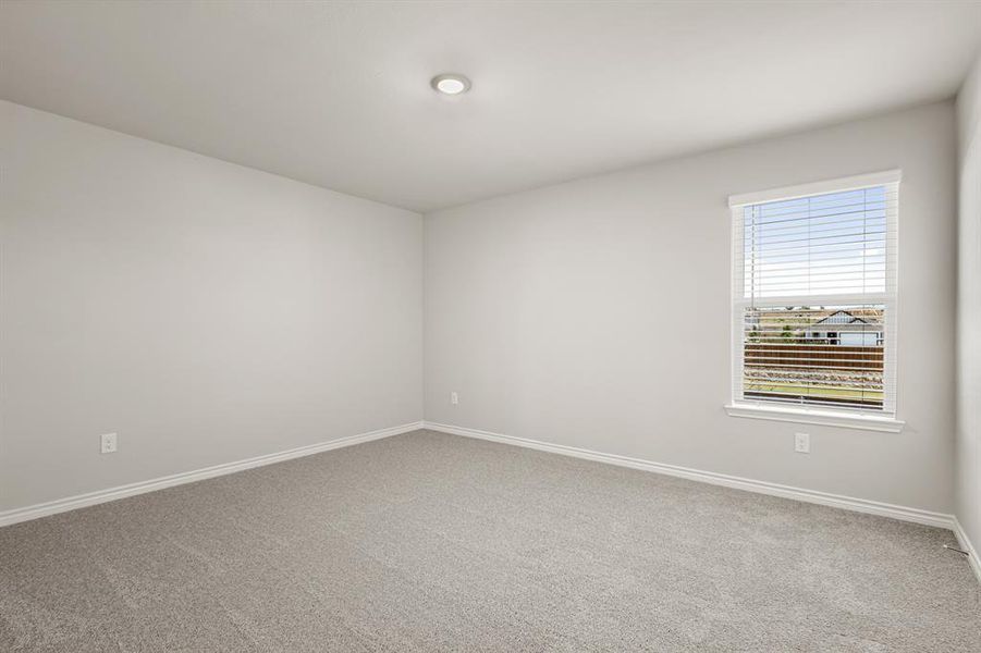 Spacious, unfurnished interior of a new home in Rocky Creek Crossing, Fort Worth (Image 13). Spacious, unfurnished interior of a new home in Rocky Creek Crossing, Fort Worth (Image 13).