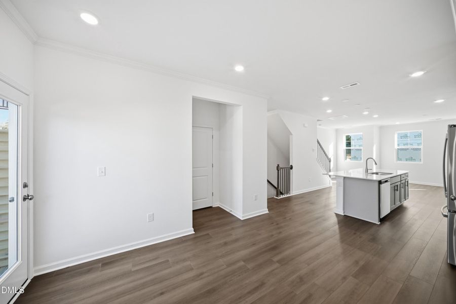 SUN_ElmGrove_Pic_Wyatt_SecondFloor_2of2 SUN_ElmGrove_Pic_Wyatt_SecondFloor_2of2