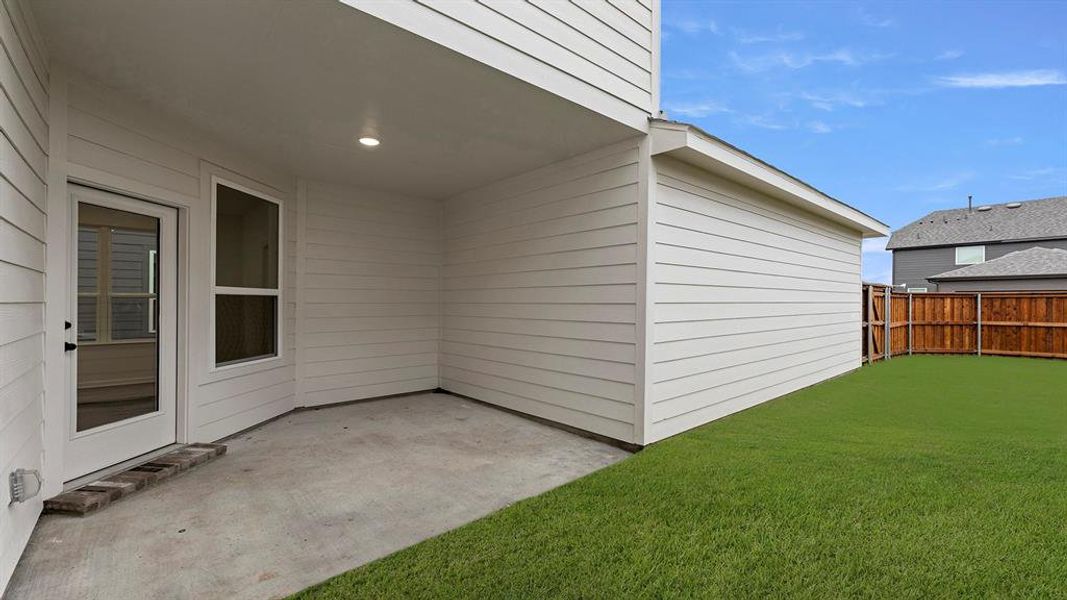 26_25. Wright - Patio 26_25. Wright - Patio