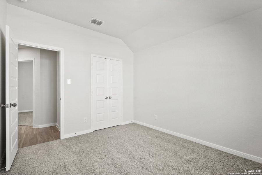 Spacious, unfurnished interior of a new home in Swenson Heights, Seguin (Image 24).