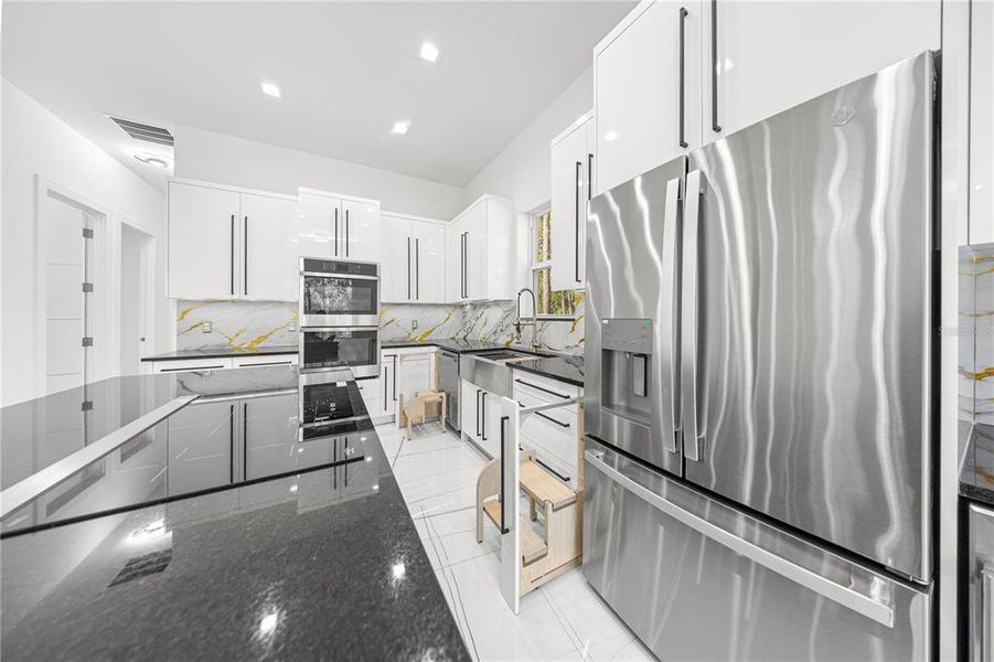 Furnished interior view inside a new home in , Ocala (Image 7).