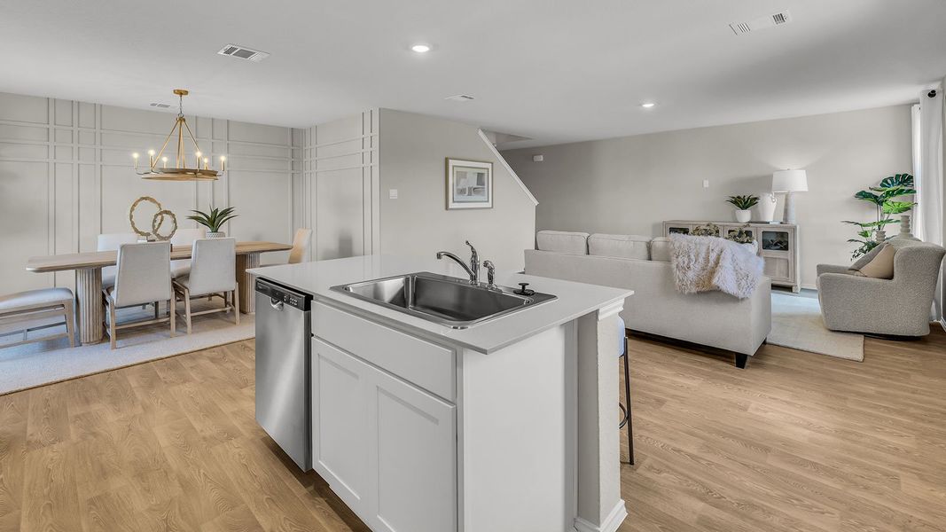 Representative furnished interior of a home built from the The Franklin by D.R. Horton in Ladera, Luling (Image 18).