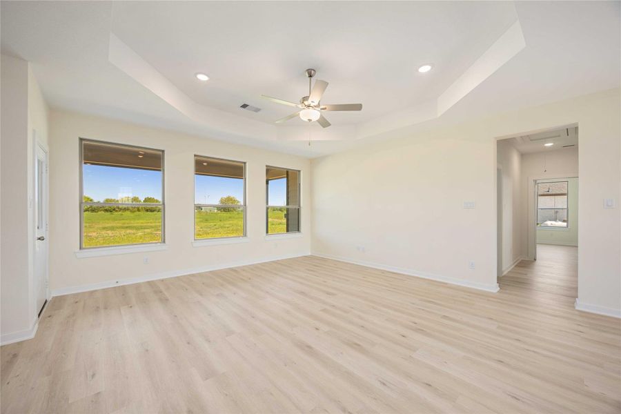 Spacious, unfurnished interior of a new home in Blue Heron Estates, Beasley (Image 22).