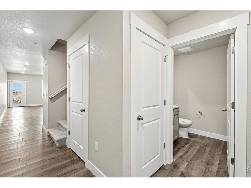 Spacious, unfurnished interior of a new home in , Fort Collins (Image 17).