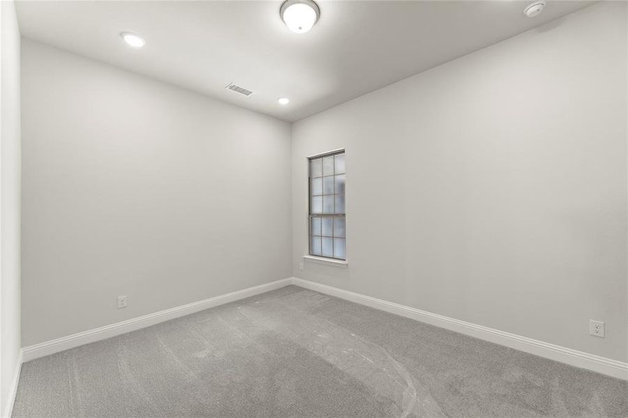 07. 1531 Fairmont - Bed 3 07. 1531 Fairmont - Bed 3