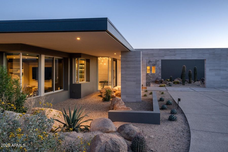 Steel Framed Cantilevered Roof