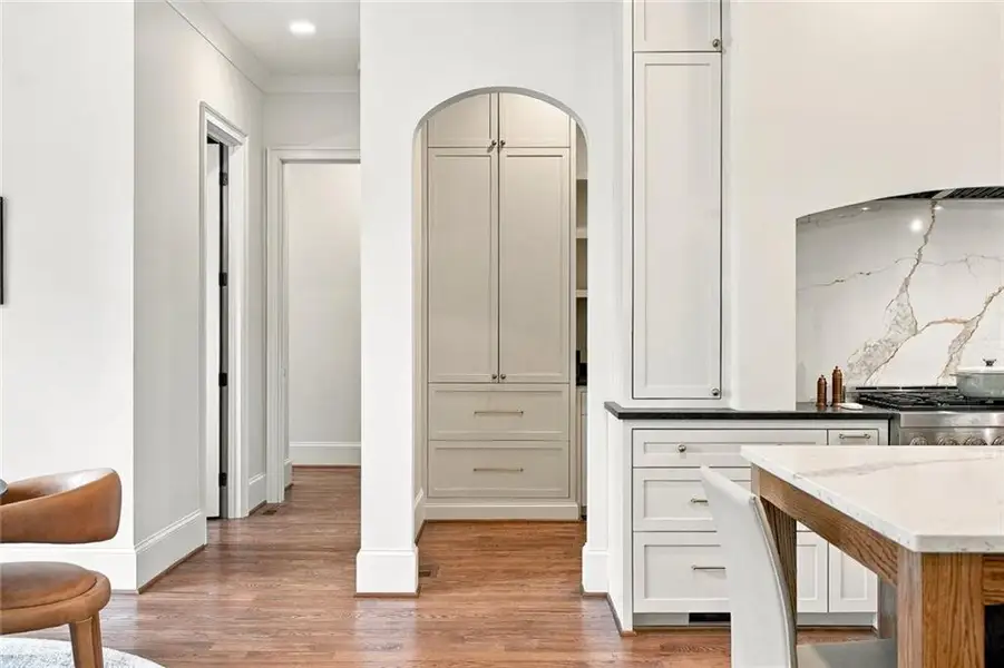 Furnished interior view inside a new home in , Smyrna (Image 55).