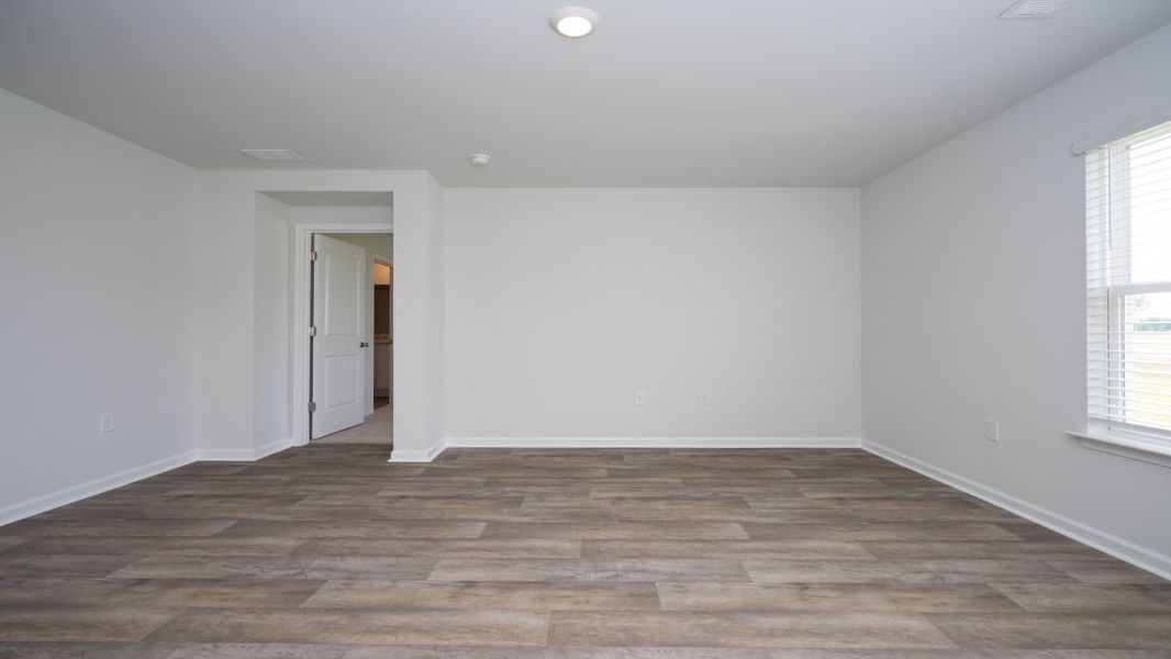 Spacious, unfurnished interior of a new home in Cottonwood Place, Tabor City (Image 34). Spacious, unfurnished interior of a new home in Cottonwood Place, Tabor City (Image 34).