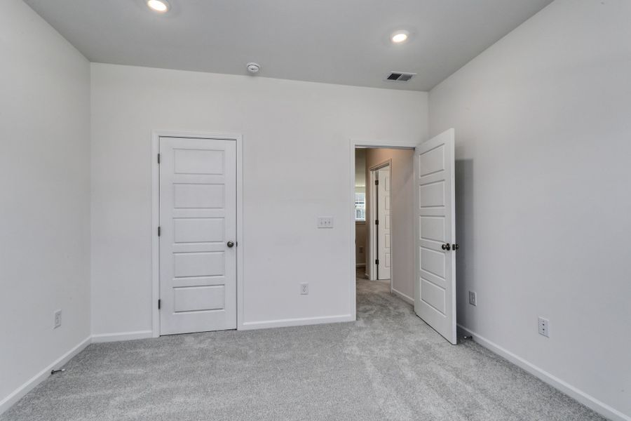 Spacious, unfurnished interior of a new home in Bally Castle, Murrells Inlet (Image 36). Spacious, unfurnished interior of a new home in Bally Castle, Murrells Inlet (Image 36).