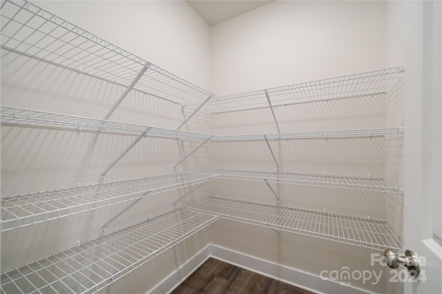 DIGITAL IMAGE SIMILAR: Walk-In Pantry